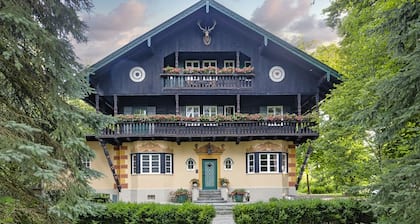 Villa Zollhaus Bed & Breakfast