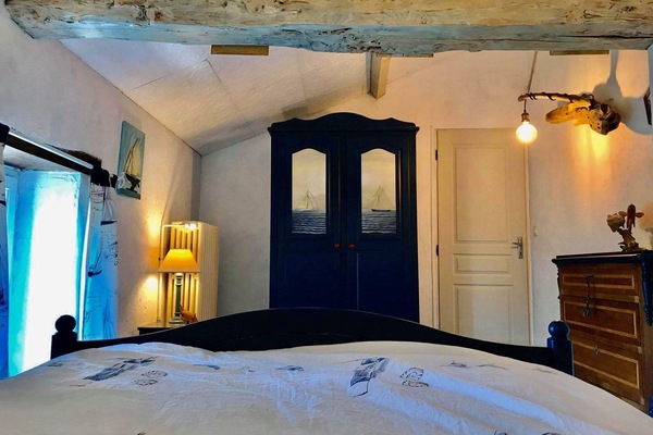 4 chambres, fer et planche à repasser, lit parapluie, Wi-Fi gratuit