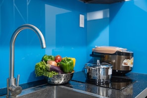 Deluxe City View Double | Private kitchen