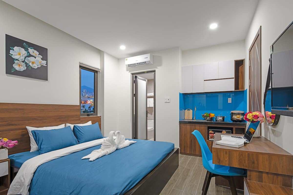 Deluxe City View Double | 1 bedroom, premium bedding, minibar, individually furnished