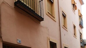 تفاصيل الفندق من الخارج