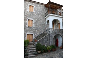 Front of property - Maleatis Apollo (South Kynouria)