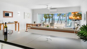 Smart TV - 14 Alamanda Resort  - Where Pure Luxury meets the Coral Sea (Palm Cove)