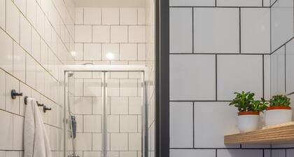 Eklo Hotels Clermont-Ferrand City center train station