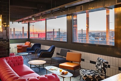 Eklo Hotels Clermont-Ferrand City center train station