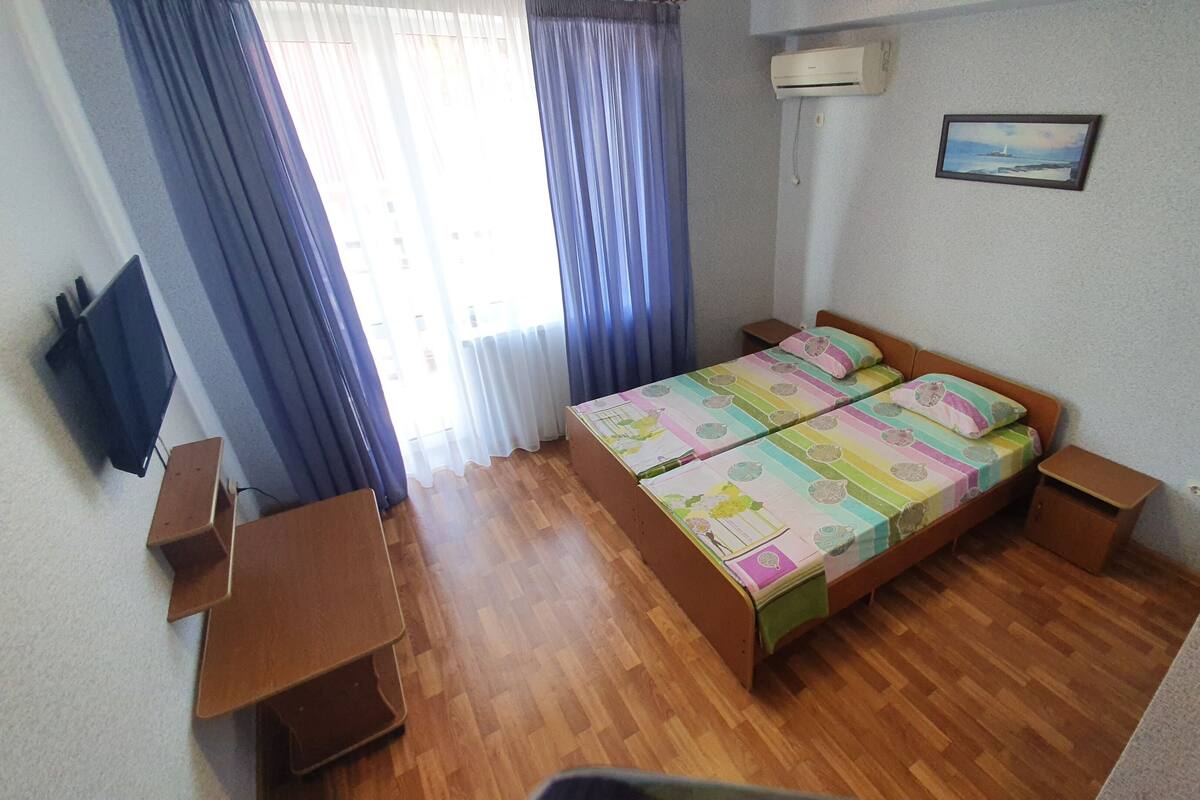 Standard-Doppel- oder -Zweibettzimmer | Bügeleisen/Bügelbrett, kostenloses WLAN, Bettwäsche