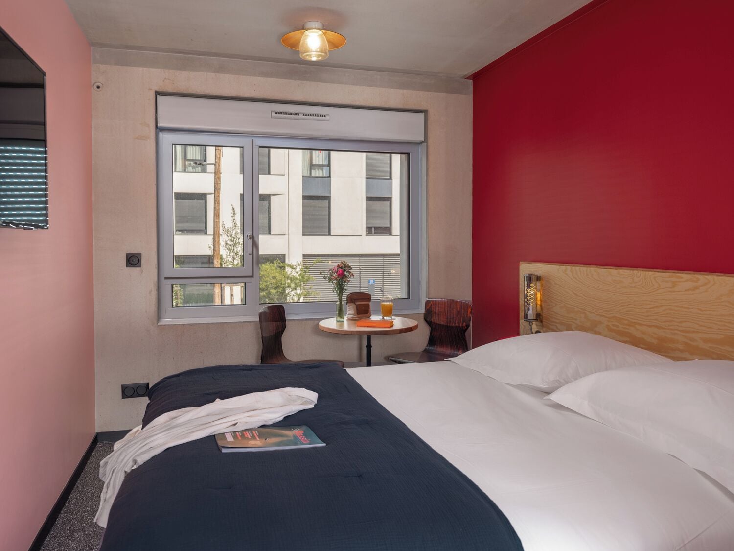 Eklo Classic | Individually decorated, individually furnished, soundproofing, free WiFi