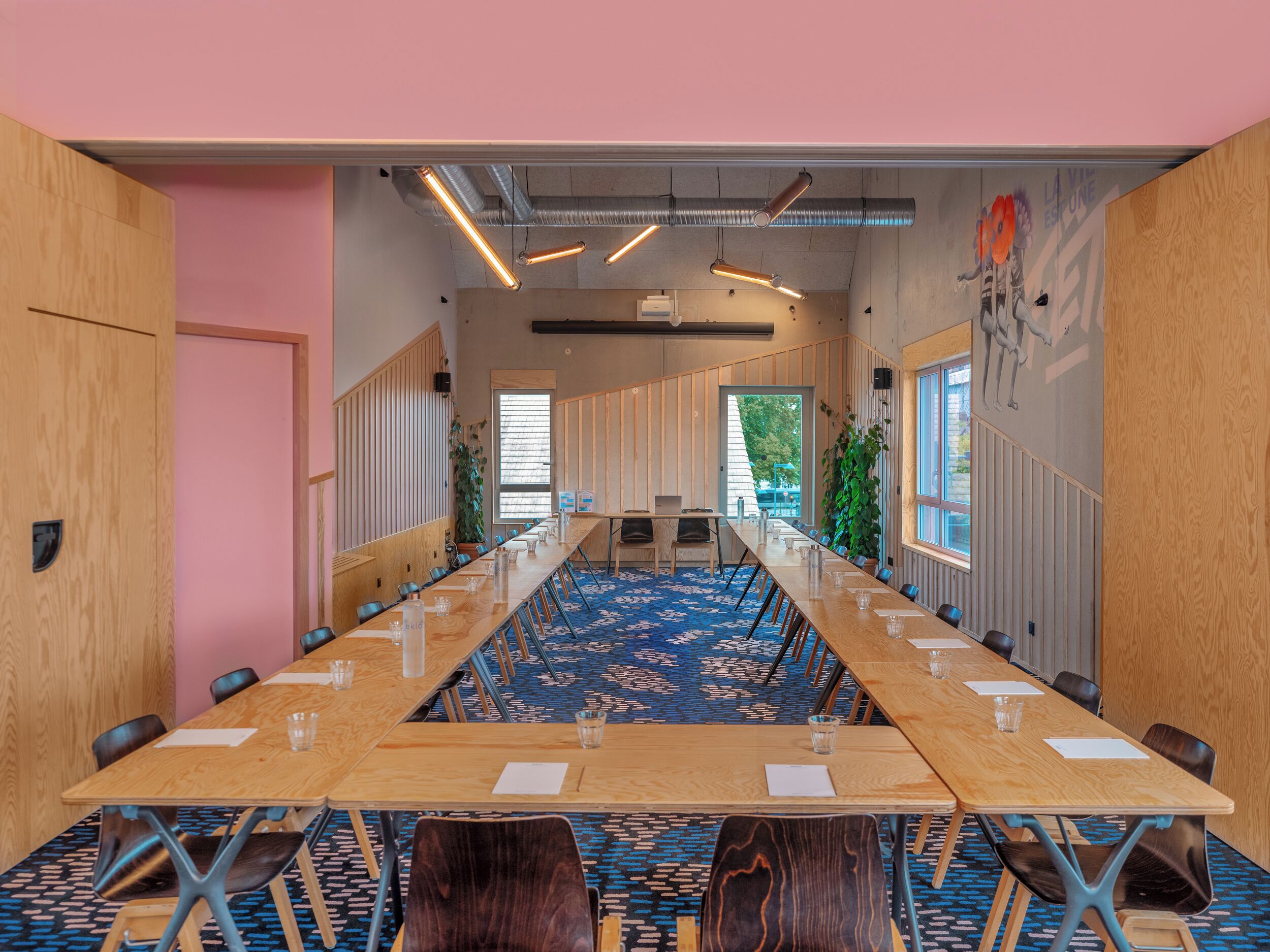 Photo - Eklo Hotels Bordeaux Centre Bastide