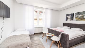 Iron/ironing board, free cots/infant beds, bed sheets
