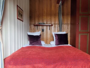 ダブルルーム | 高級  寝具、客室ごとに異なる装飾、客室ごとに異なるインテリア、ベッドシーツ