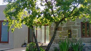 Property grounds - Vale Martinho - Paradise is real (Vimieiro)