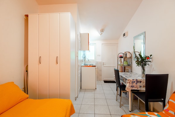 1 bedroom, WiFi