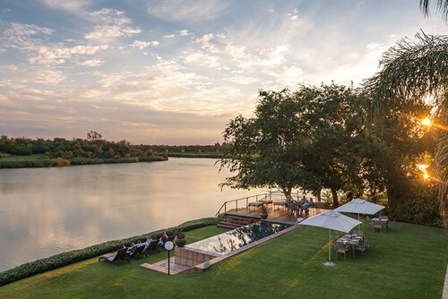 River Place Manor - Deluxe Double or Twin Room A