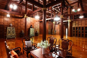 Sala de estar en el lobby