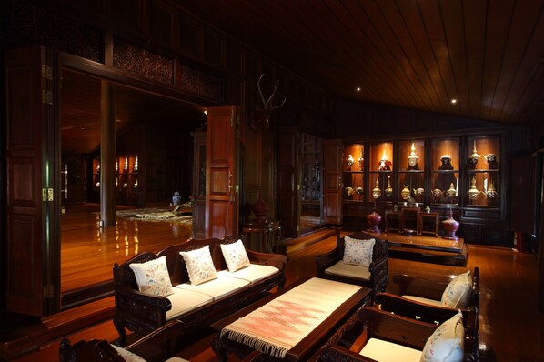 Sala de estar en el lobby