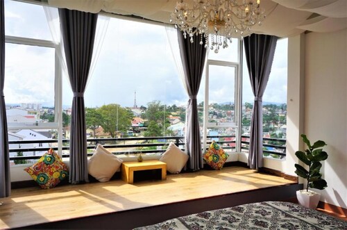 Pho Thuong House and Kitchen