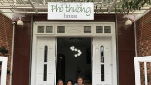 Unclassified image, 4 of 44, button - Pho Thuong House and Kitchen (Xuan Huong - Da Lat)