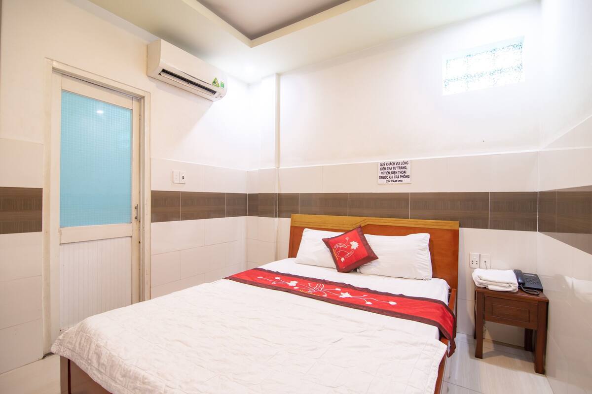 Habitación doble | Escritorio, wifi gratis y ropa de cama