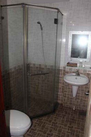 Shower, towels