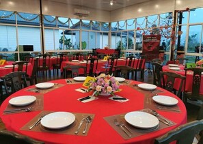 Banquet hall - D View Holiday Home (Kudat)