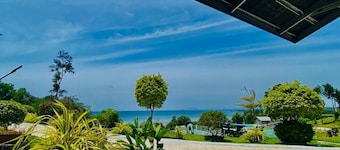 D View Holiday Home