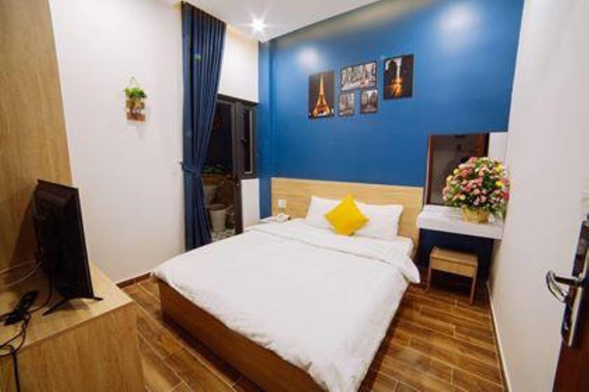 Desk, iron/ironing board (on request), free WiFi, bed sheets
