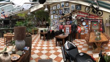 Daily buffet breakfast for a fee