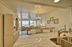 Studio (3 Bedrooms) | Interior - 146 The Shores (Panama City Beach)
