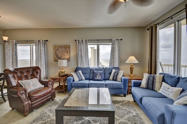 Studio (3 Bedrooms) | Wohnbereich