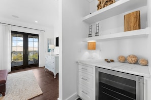 Interior - The White House - 1232985 (Santa Rosa Beach)