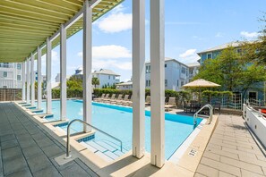 المنشأة من الداخل