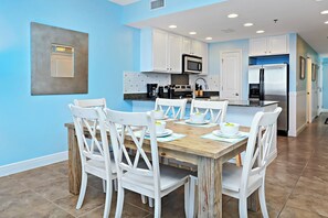 Studio (3 Bedrooms) | Interior - Sterling Breeze 2001 (Panama City Beach)