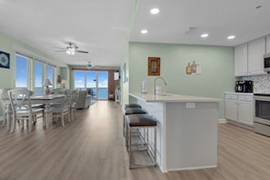Studio (3 Bedrooms) | Interior - Seychelles Beach Resort 901 - 99987 (Panama City Beach)