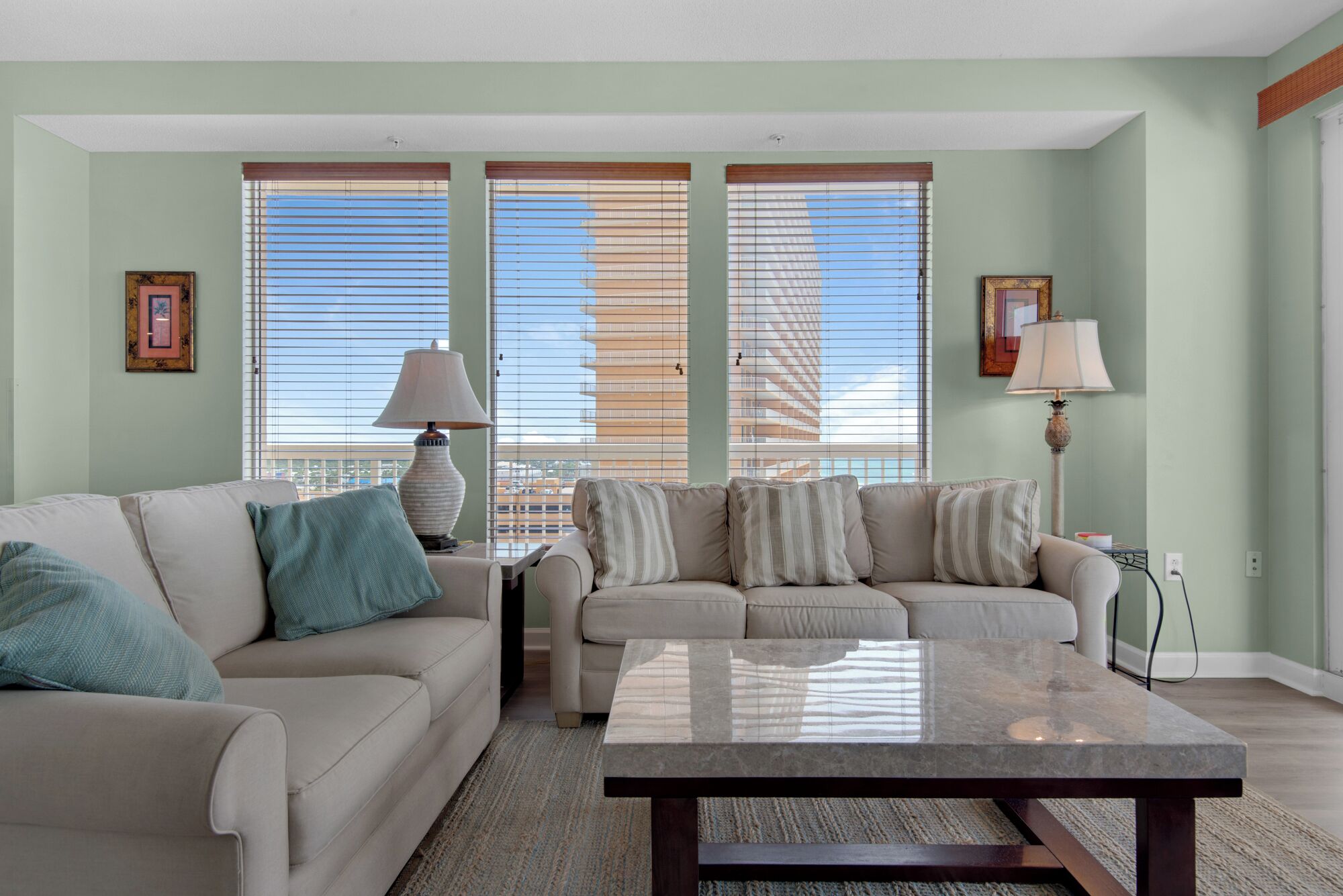 Estúdio (3 Bedrooms) | Parte interna