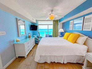 3 bedrooms, iron/ironing board, Internet - Experience Bluewater Keyes 903! Oceanfront 3 Bdrm with Pools/Lazy River and Covered Parking! (North Myrtle Beach)