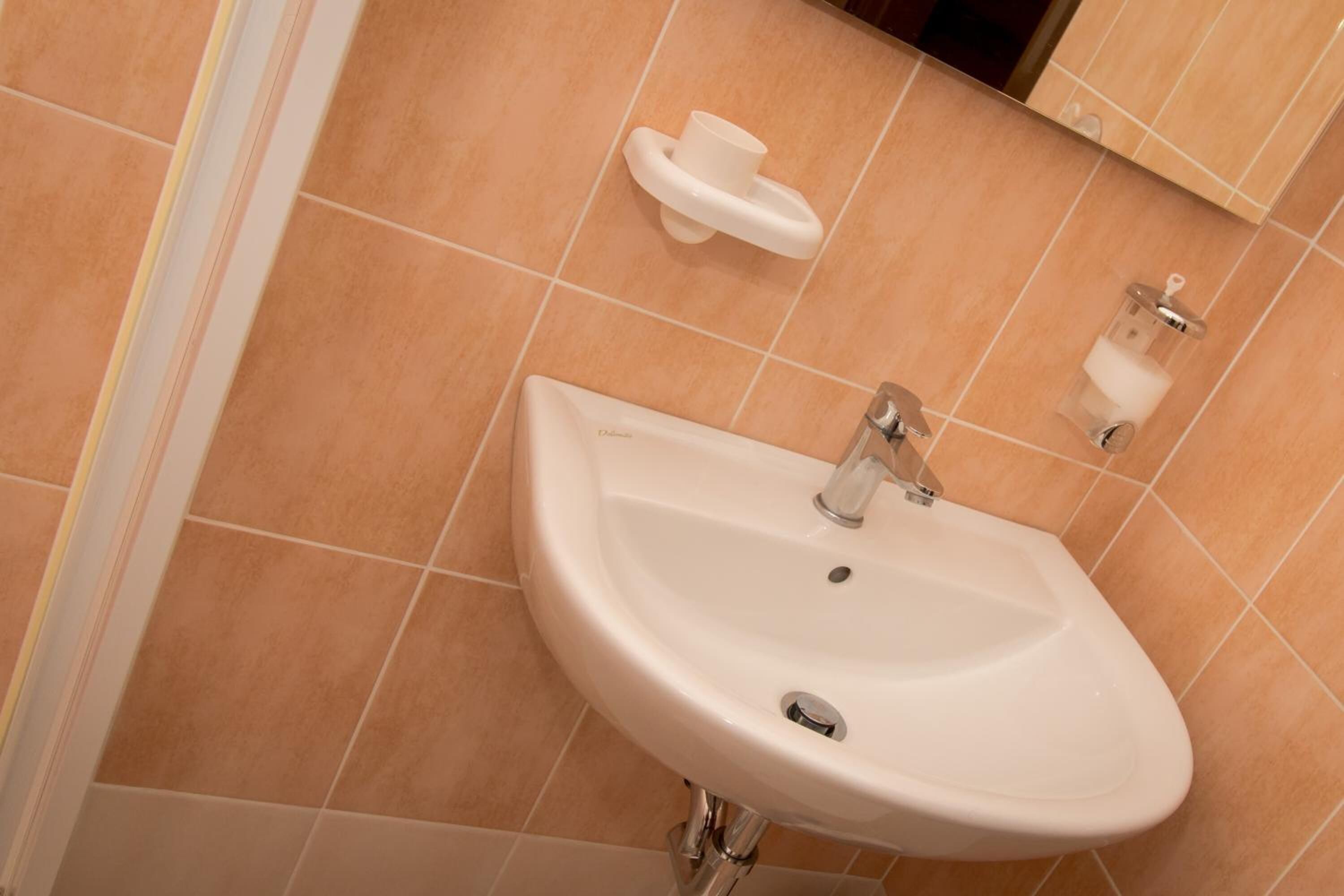 shower, bathrobes, bidet, towels