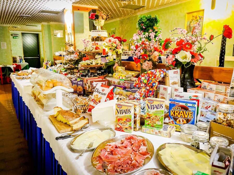 Free daily local cuisine breakfast