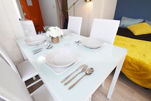 Apartment | In-room dining