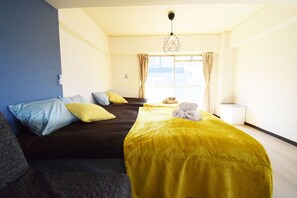 Apartment | 1 bedroom, iron/ironing board, free WiFi, bed sheets - Oval Tokyo Otsuka 301 (Tokyo)