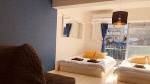 Apartment | 1 bedroom, iron/ironing board, WiFi (free), bed sheets - Oval Tokyo Otsuka 303 (Tokyo)