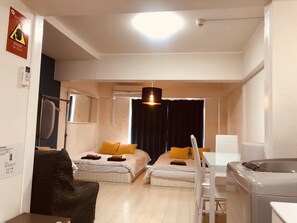 Apartment | 1 bedroom, iron/ironing board, free WiFi, bed sheets - Oval Tokyo Otsuka 303 (Tokyo)
