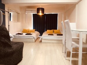 Apartment | 1 bedroom, iron/ironing board, free WiFi, bed sheets - Oval Tokyo Otsuka 303 (Tokyo)