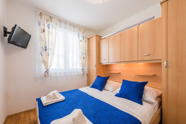 1 bedroom, iron/ironing board, WiFi, bed sheets - Apartment Blue Lagoon (ST) - One Bedroom Apartment (Split)