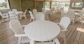Outdoor dining - 5 Bedrooms with a Hot Tub at Ships Watch! (Duck)