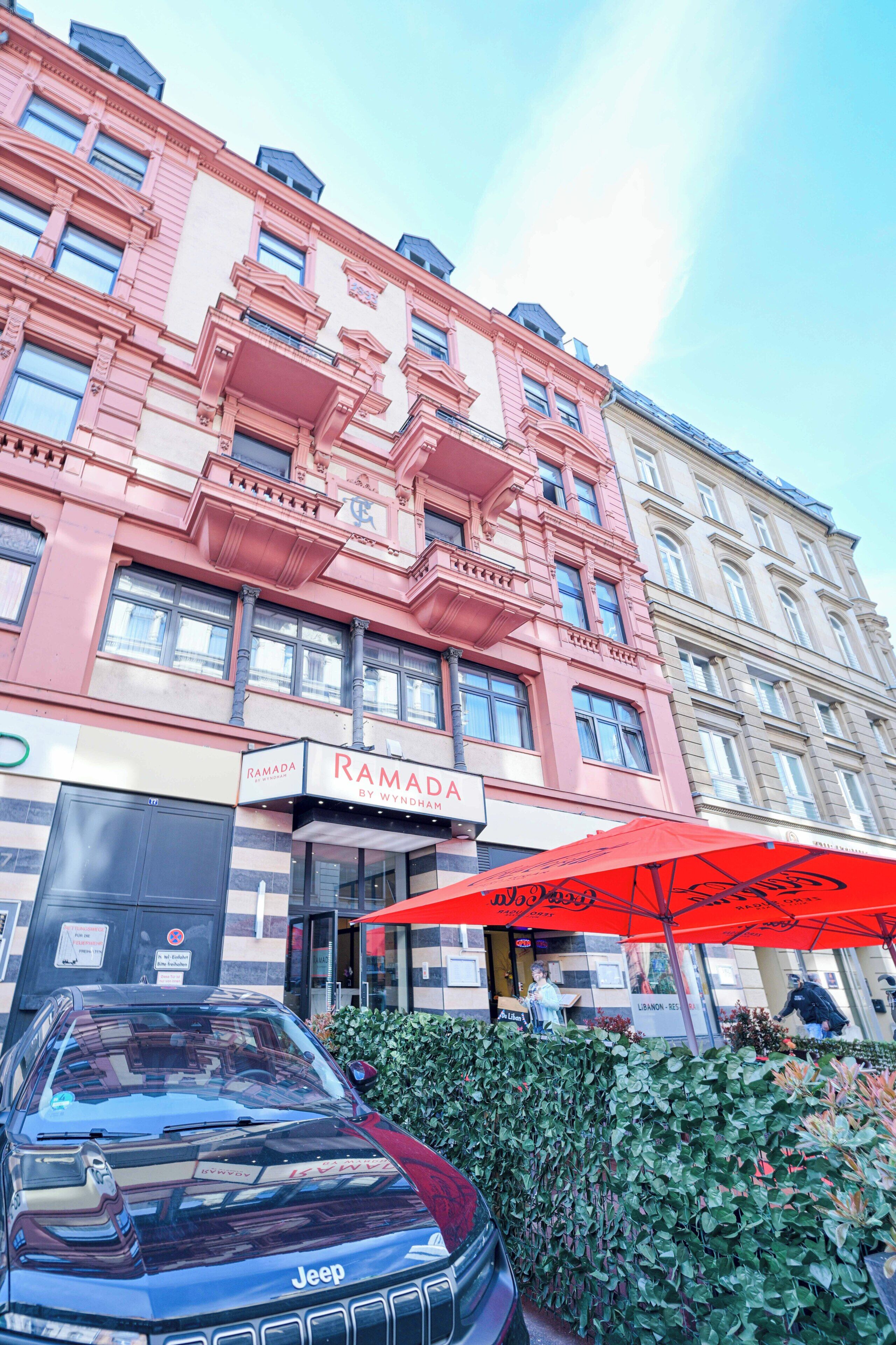 Foto - Ramada by Wyndham Frankfurt Central Station
