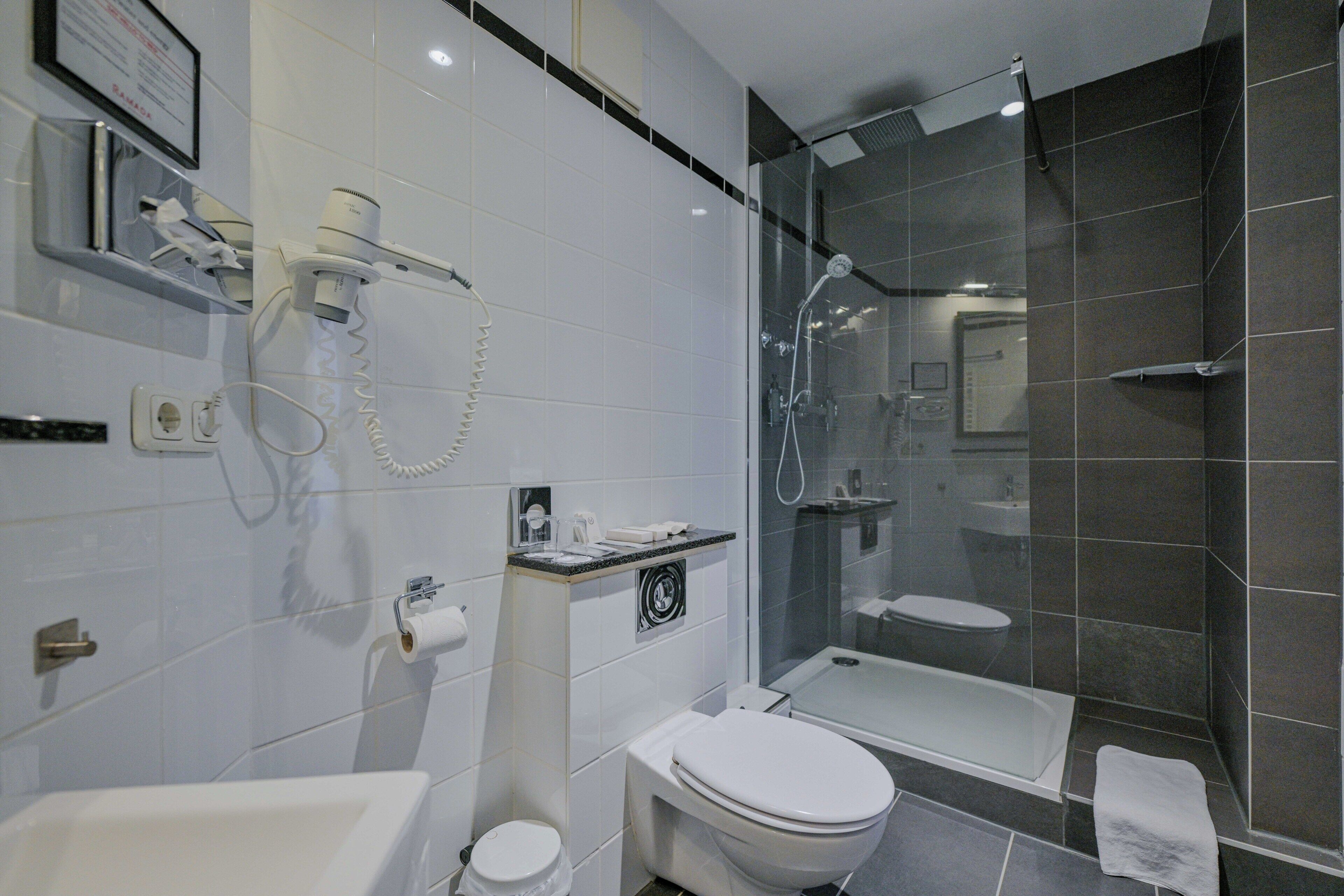 Foto - Ramada by Wyndham Frankfurt Central Station