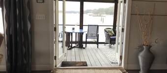 Seas the Day Cottage is built over the water for fantastic fishing & lake views.
