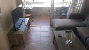 Apartment, 1 Bedroom, Sea View | Living room