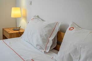 Bügeleisen/Bügelbrett, kostenloses WLAN, Bettwäsche