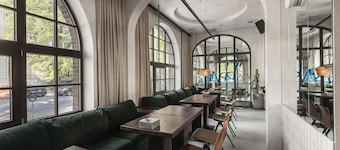 Brik Hotel